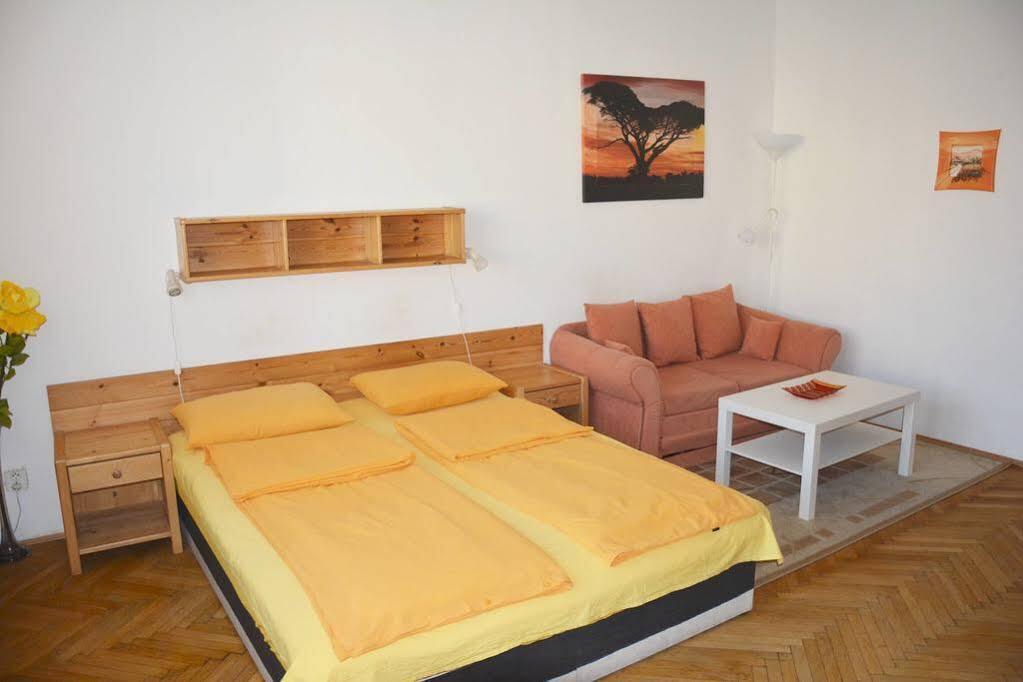 Apartmany Machek Praga Exterior foto